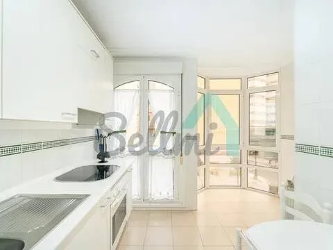 Pis de 75 m² a Oviedo