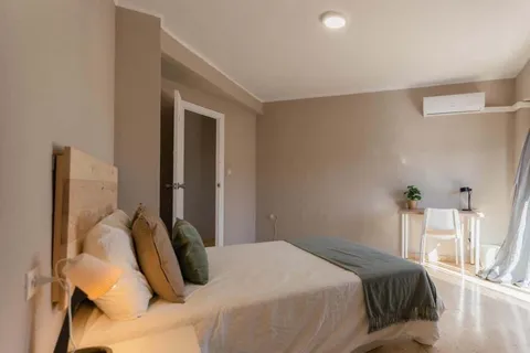 Chambre à louer, Valence