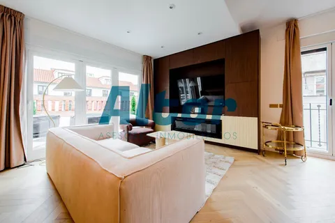 Квартира 120 м² в Мадриде (2/31)