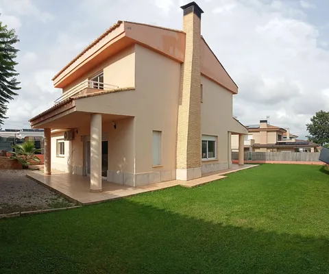 House 175 m² in Bétera
