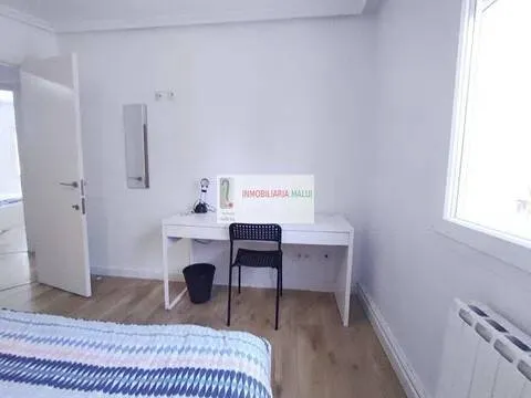 Pis de 130 m² a Oviedo