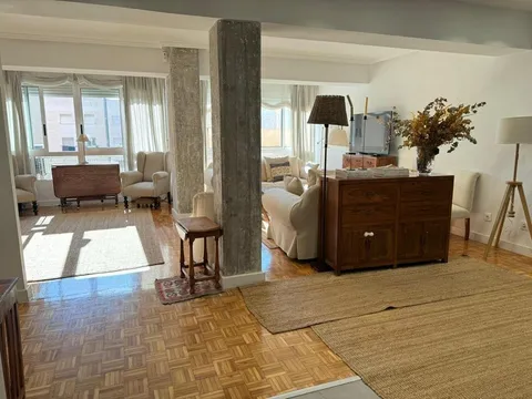 Wohnung 128 m² in Alicante