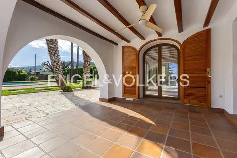 Квартира 350 м² в Pedreguer