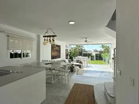 Pis de 380 m² a Estepona