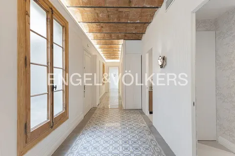 Wohnung 228 m² in Barcelona