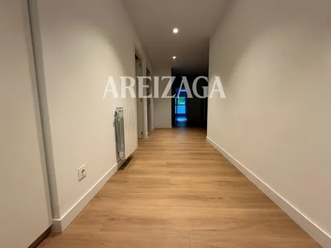 Pis de 120 m² a Sant Sebastià