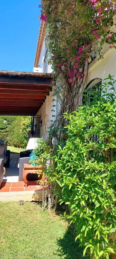 Casa de 245 m² en Estepona