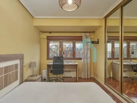 Pis de 113 m² a Oviedo