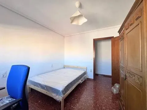 Chambre à louer, Valence