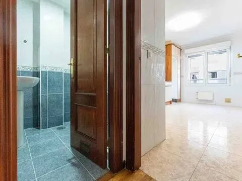 Wohnung 96 m² in Gijón / Xixón