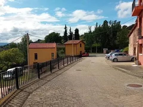 Habitació de lloguer, Ledesma de la Cogolla