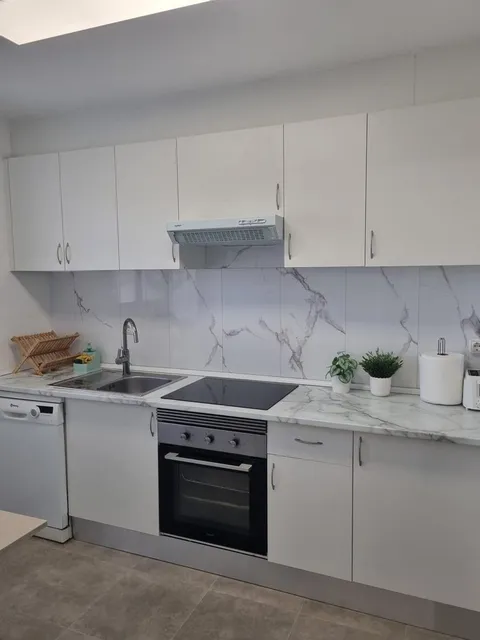 Habitació de lloguer, la Pobla de Farnals