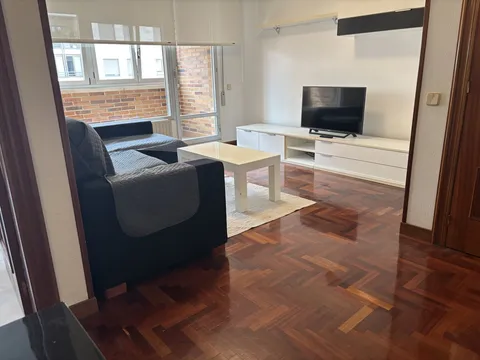 Pis de 90 m² a Pamplona (3/9)