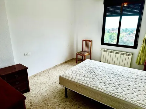 Pis de 220 m² a Còrdova