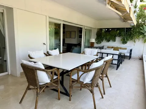 Pis de 242 m² a Marbella