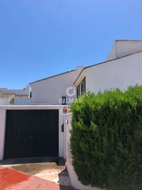 Casa de 280 m² en Marbella