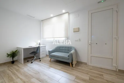 Appartement 1597 m² à Alfara del Patriarca (2/16)