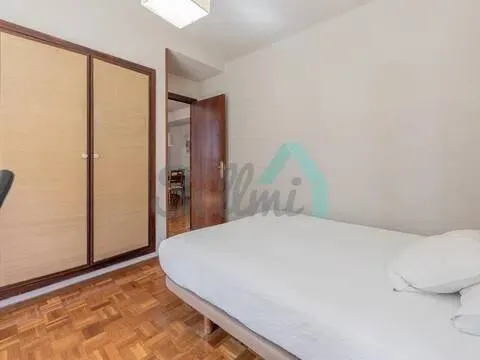 Pis de 64 m² a Oviedo