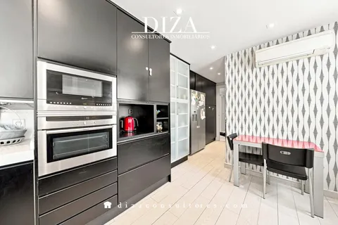 Wohnung 192 m² in Madrid