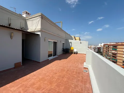 Wohnung 134 m² in Valencia