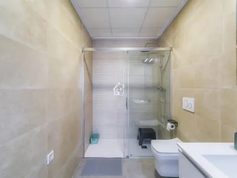 Casa de 400 m² a Los Montesinos