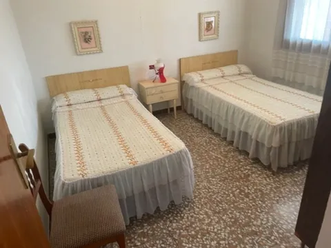 Pis de 4000 m² a Dolores