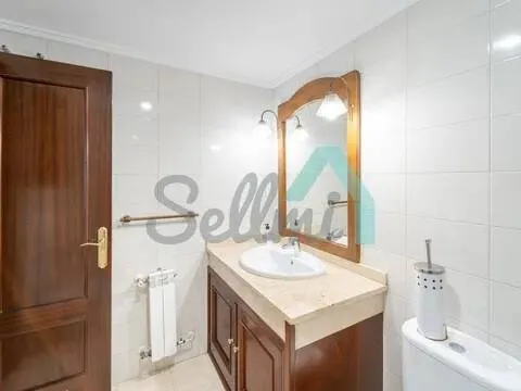 Pis de 75 m² a Oviedo