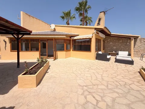 Casa de 120 m² a la Nucia