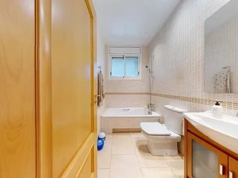 Casa de 291 m² a Castelldefels