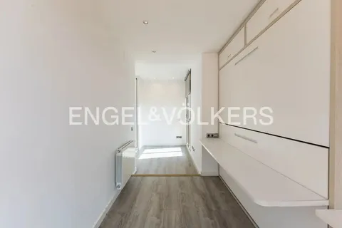 Wohnung 152 m² in Valencia