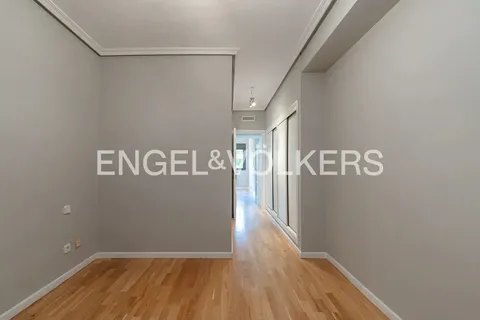 Pis de 180 m² a Pozuelo de Alarcón