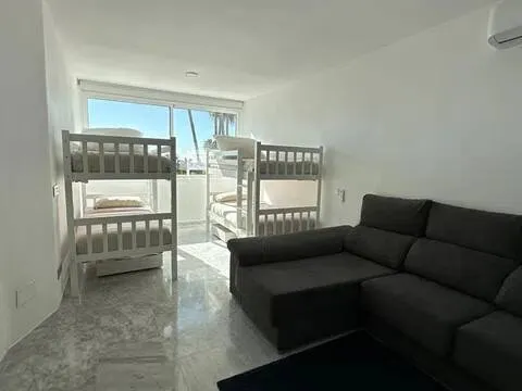 Pis de 380 m² a Estepona