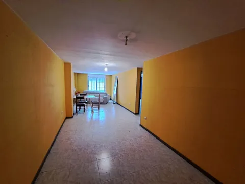 Wohnung 80 m² in Ames