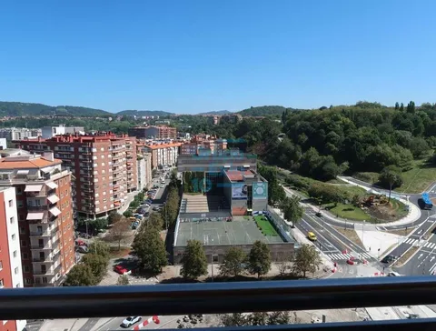 Pis de 95 m² a Sant Sebastià