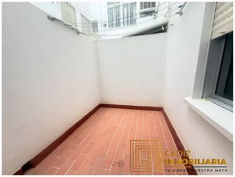 Pis de 110 m² a Cádiz