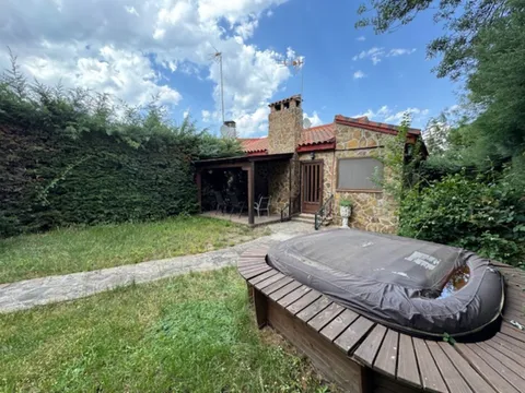 Pis de 80 m² a Garganta de los Montes (4/30)