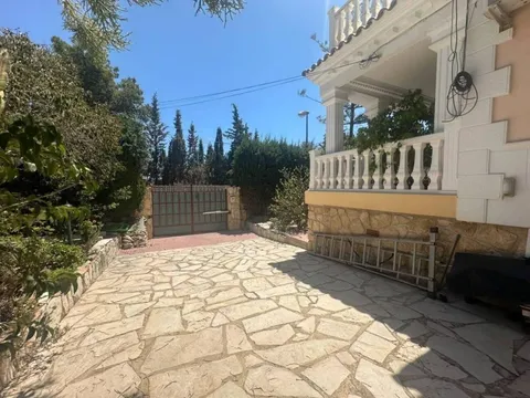 Casa de 306 m² en Alfaz del Pi