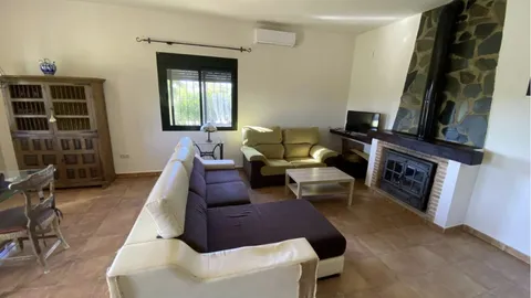 Casa de 2000 m² en Badajoz