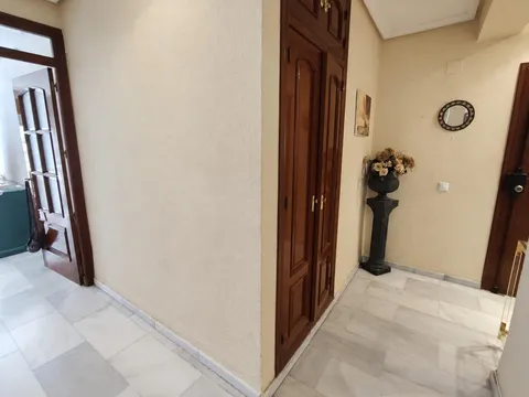 Pis de 90 m² a Còrdova