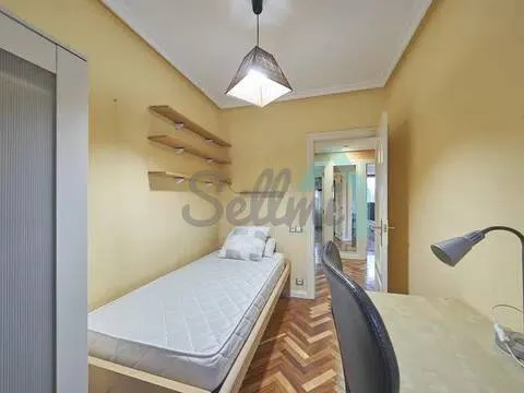 Pis de 113 m² a Oviedo