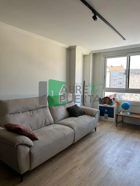 Pis de 83 m² a Ourense