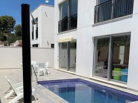 House 270 m² in Xaló