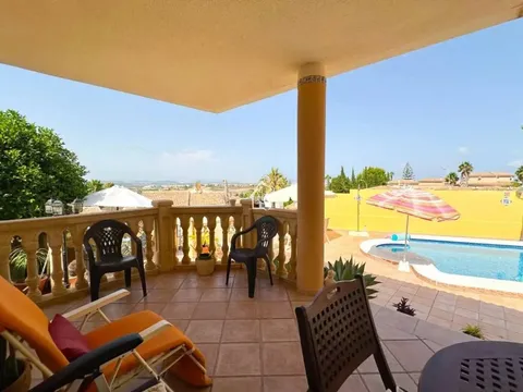 Appartement 223 m² à San Miguel de Salinas