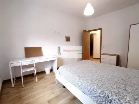 Pis de 130 m² a Oviedo
