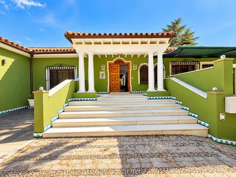 Casa de 1076 m² a Còrdova (4/74)