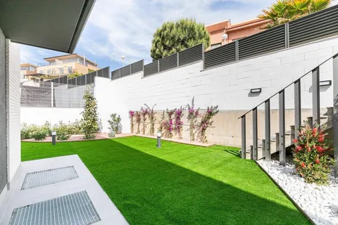 Appartamento 344 m² a Tiana