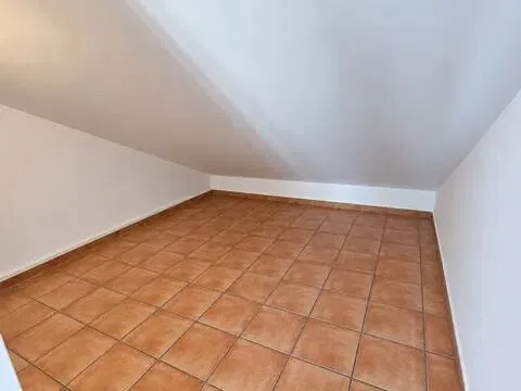 Pis de 80 m² a Oriola
