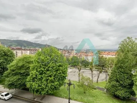 Habitació de lloguer, Oviedo