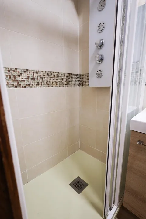 Zimmer zur Miete, Torrent