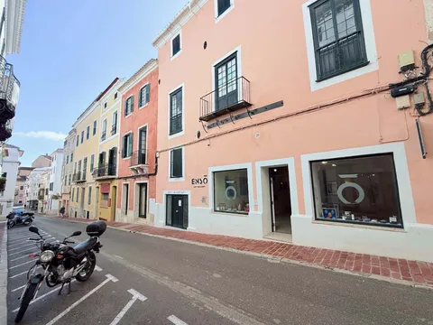 Habitació de lloguer, Maó